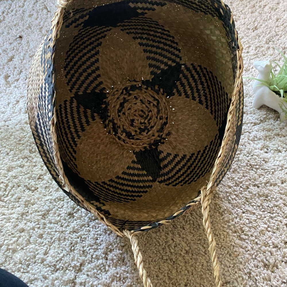 Woven super unique bohemian style weaved vintage purse/purse basket. ☀️ - Picture 4 of 4